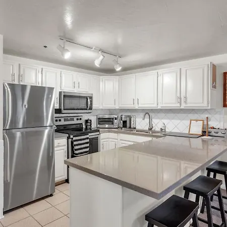 2Bd 2Ba Condo With Hot Tub And Pool